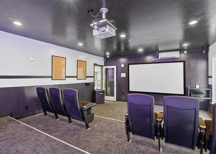 Modern King - Steps From Uat And Near Asu Apartamento