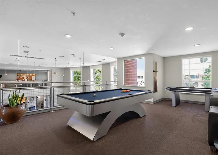 Modern King - Steps From Uat And Near Asu Apartamento *